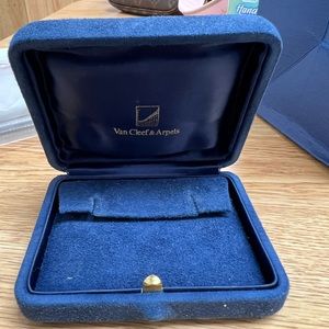 Van Cleef & Arpels Earring Box